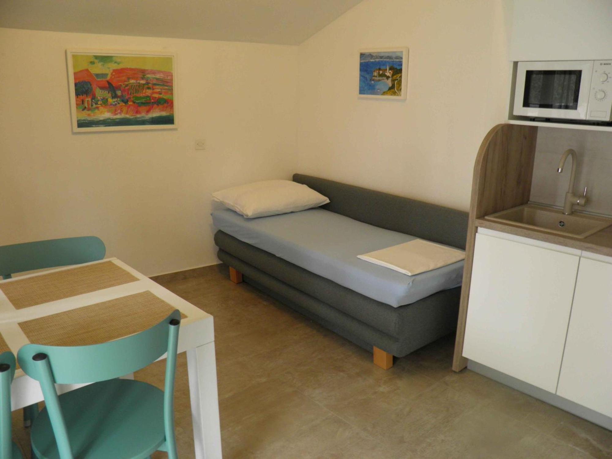 Apartments Marcic Бол Екстериор снимка