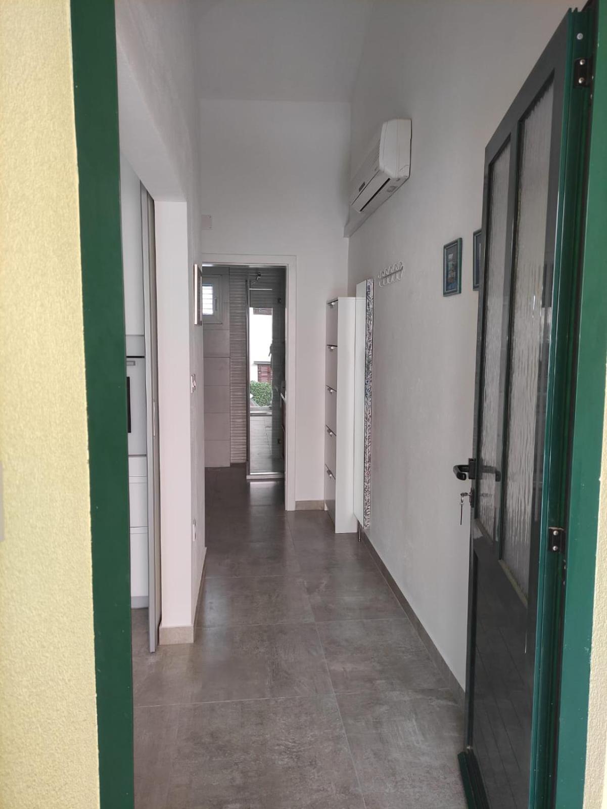 Apartments Marcic Бол Екстериор снимка