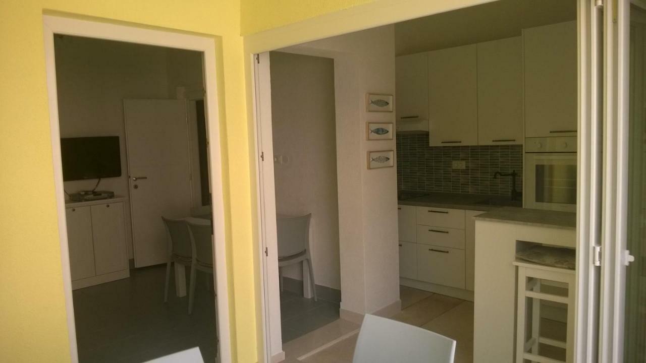 Apartments Marcic Бол Екстериор снимка